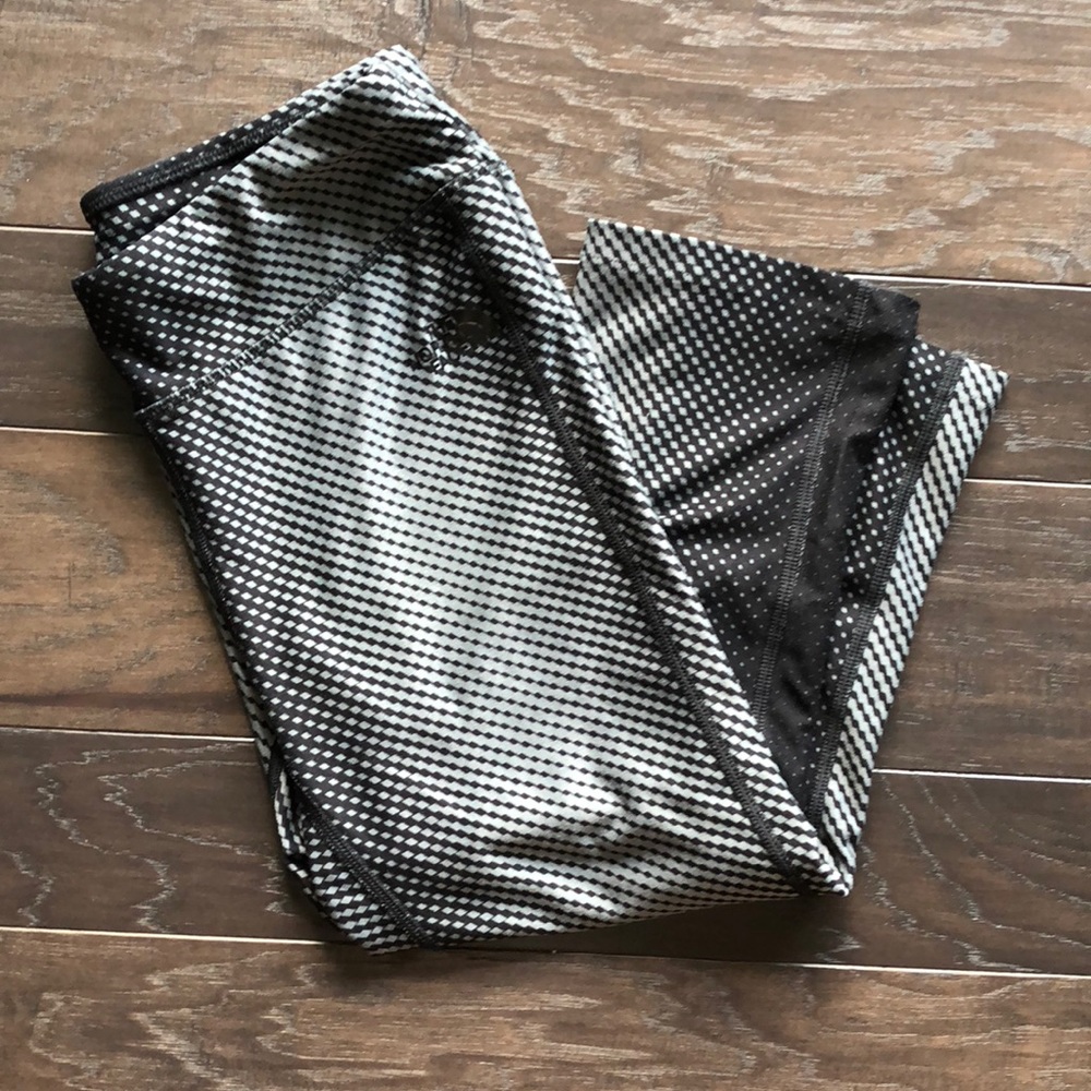 The Northface workout capris